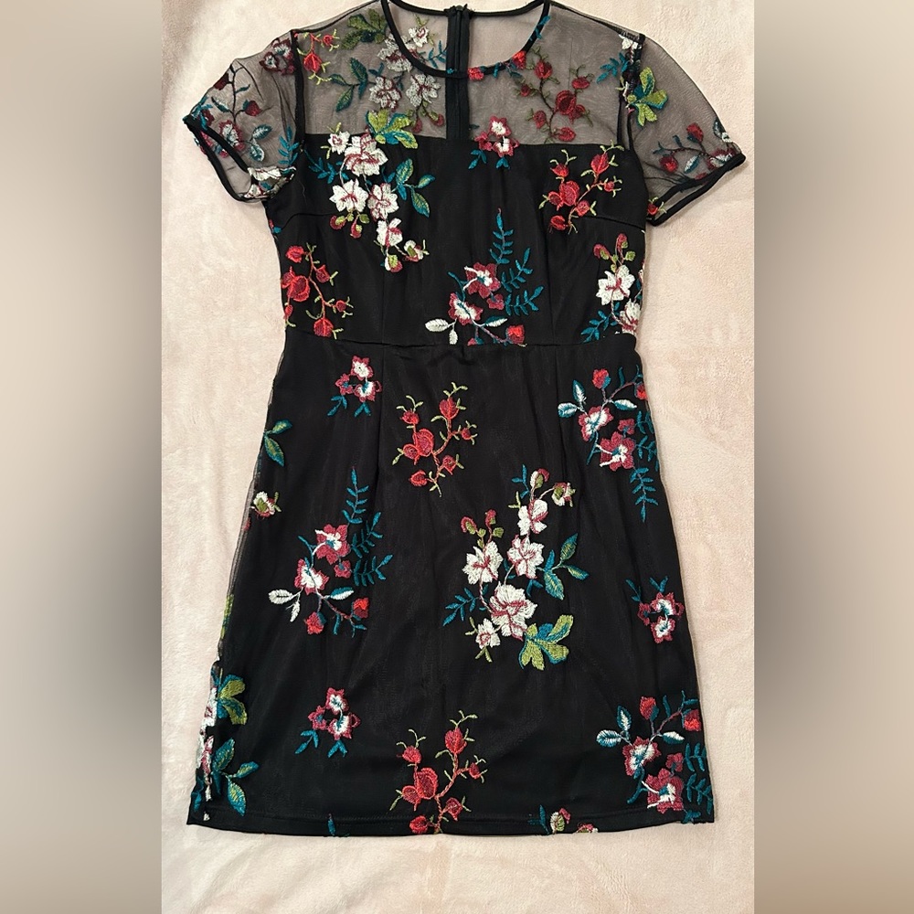 SHEIN Black Floral Midi Dress Size Small